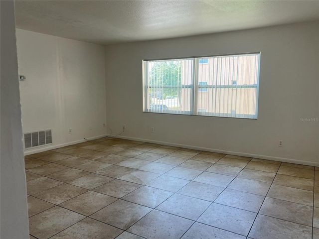 8701 4TH STREET N 208, St Petersburg, FL 33702