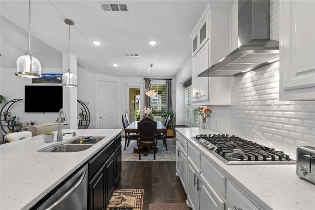 1330 Viridian Park Lane, Arlington, TX 76005