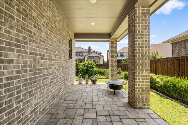 1330 Viridian Park Lane, Arlington, TX 76005