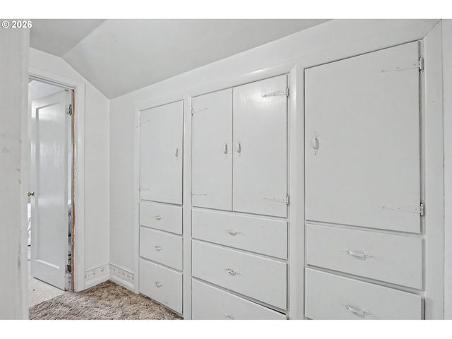 1420 9TH Ave, Longview, WA 98632