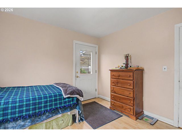 1420 9TH Ave, Longview, WA 98632