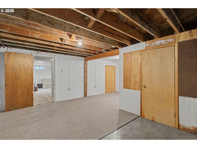 1420 9TH Ave, Longview, WA 98632