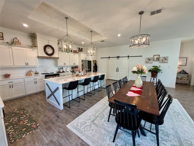 916 Rodgers Avenue, Godley, TX 76044