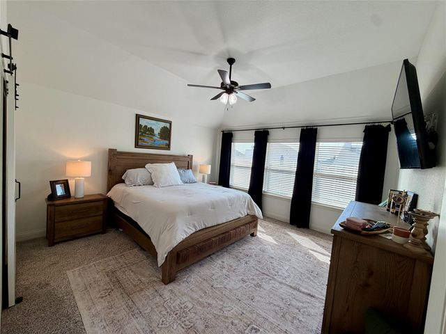 916 Rodgers Avenue, Godley, TX 76044