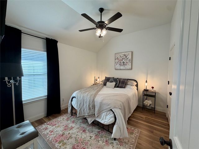 916 Rodgers Avenue, Godley, TX 76044