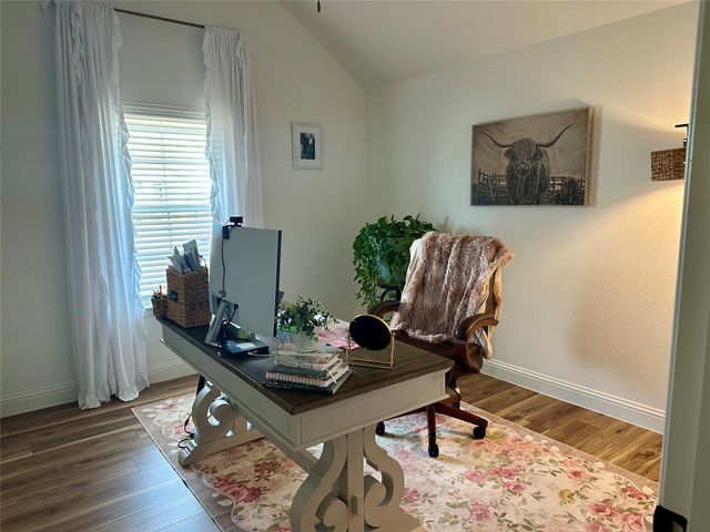 916 Rodgers Avenue, Godley, TX 76044