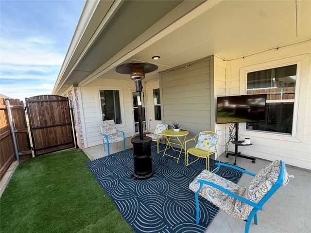 916 Rodgers Avenue, Godley, TX 76044