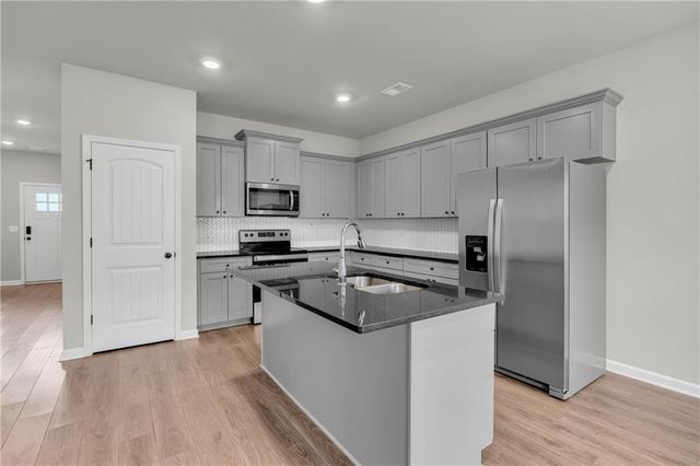 7106 Chara Lane SW, Atlanta, GA 30331