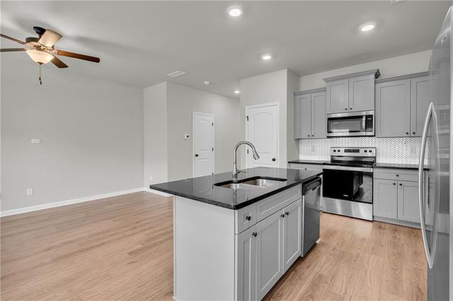 7106 Chara Lane SW, Atlanta, GA 30331