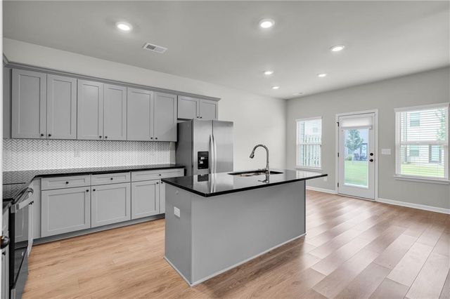 7106 Chara Lane SW, Atlanta, GA 30331