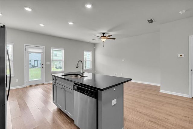 7106 Chara Lane SW, Atlanta, GA 30331