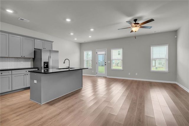 7106 Chara Lane SW, Atlanta, GA 30331