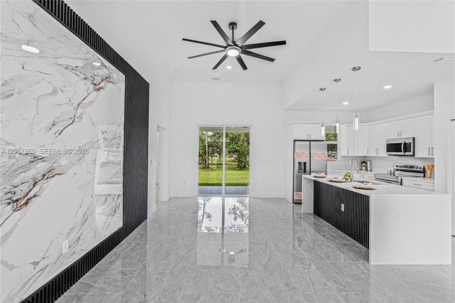 1113 Henry Avenue, Lehigh Acres, FL 33972