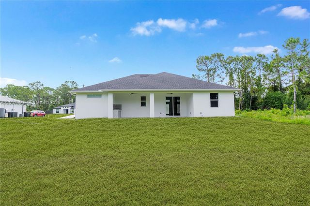 1113 Henry Avenue, Lehigh Acres, FL 33972