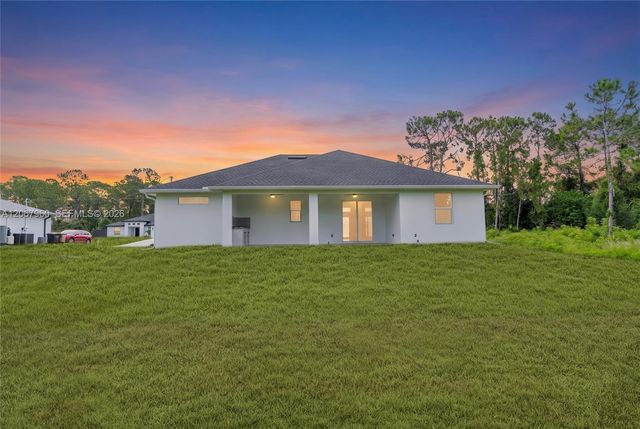 1113 Henry Avenue, Lehigh Acres, FL 33972