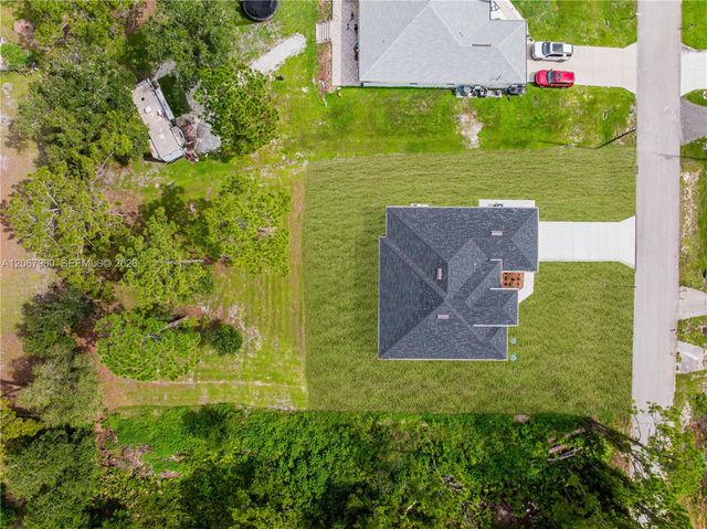 1113 Henry Avenue, Lehigh Acres, FL 33972