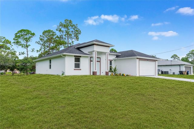 1113 Henry Avenue, Lehigh Acres, FL 33972