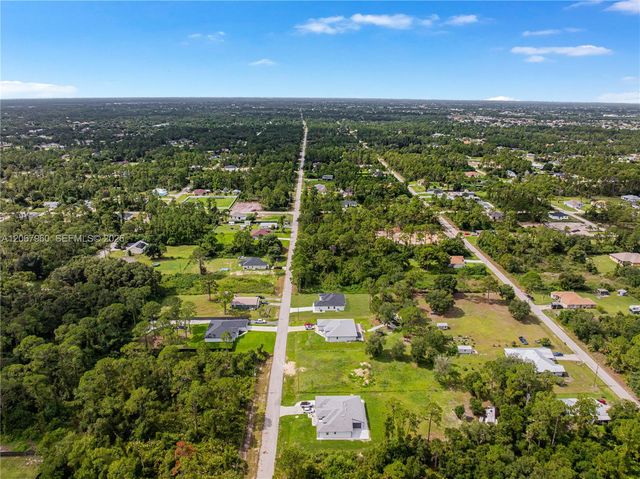1113 Henry Avenue, Lehigh Acres, FL 33972