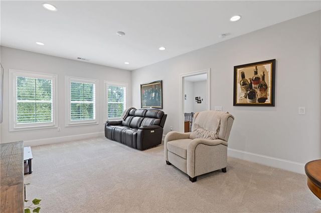134 Kingwood Drive, Woodstock, GA 30188