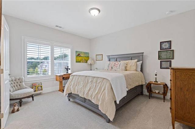 134 Kingwood Drive, Woodstock, GA 30188
