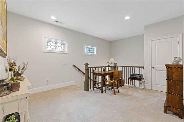 134 Kingwood Drive, Woodstock, GA 30188