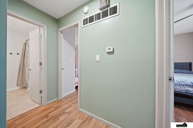 3200 NW 1 Street, Lincoln, NE 68521