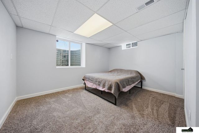 3200 NW 1 Street, Lincoln, NE 68521