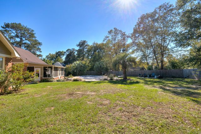 1115 Warwick Drive, Sumter, SC 29154