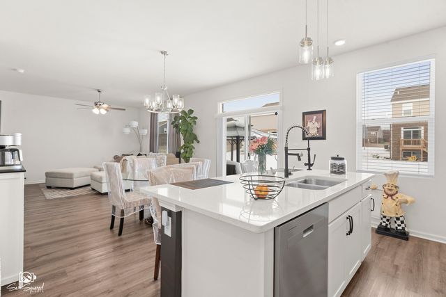 15040 W Winchester Lane, Manhattan, IL 60442