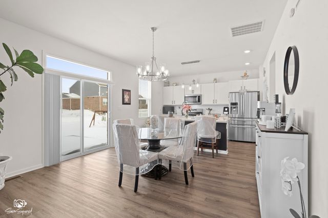 15040 W Winchester Lane, Manhattan, IL 60442