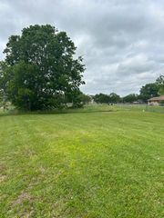 35 Tx-288, Angleton, TX 77515