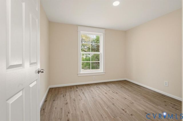 1304 Lee Ln, Hopewell, VA 23860