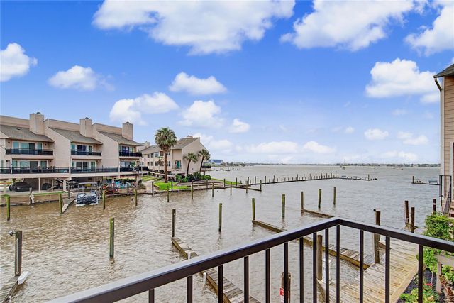 3663 Nasa Parkway 708, Seabrook, TX 77586