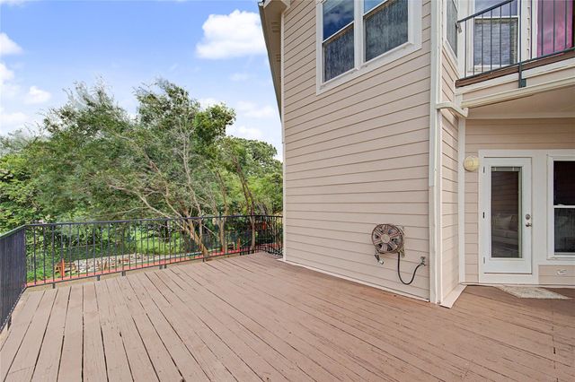 3663 Nasa Parkway 708, Seabrook, TX 77586
