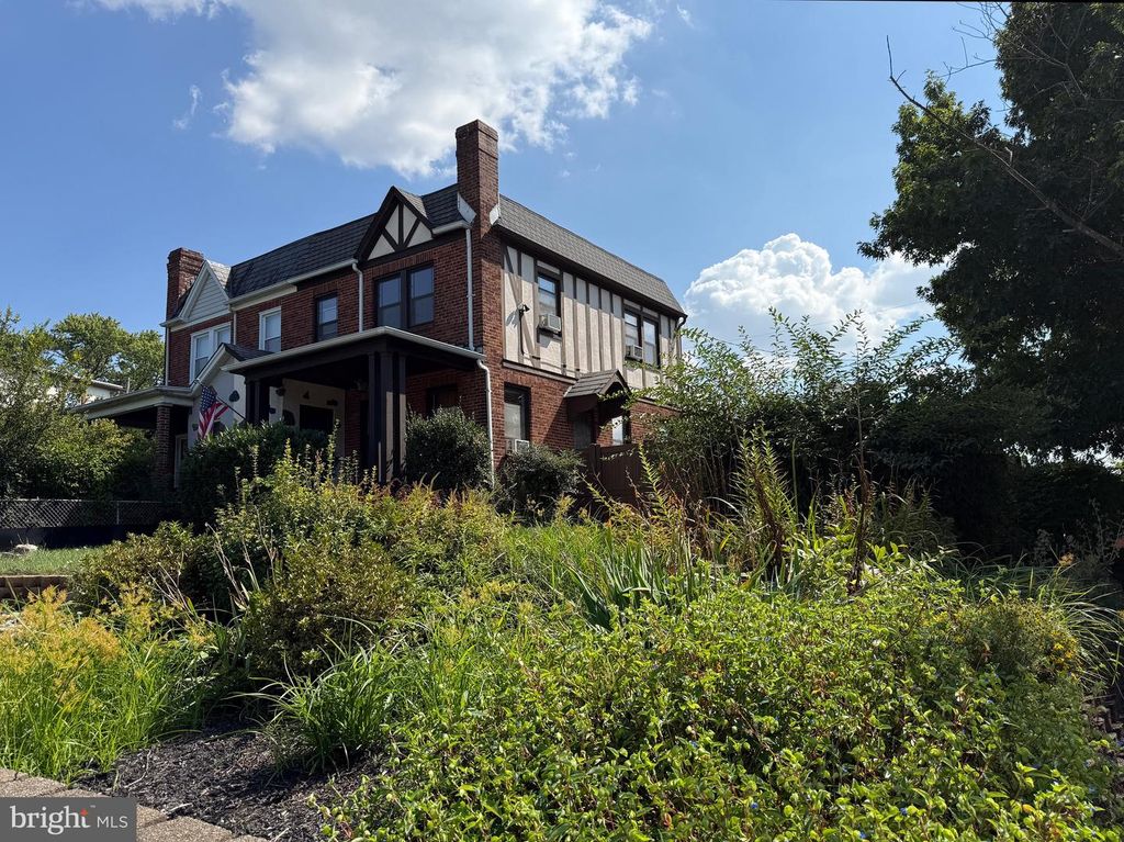 4601 ARABIA AVE, Baltimore, MD 21214
