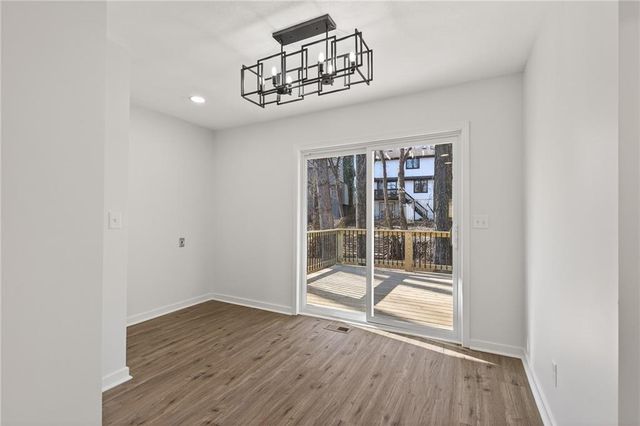 8528 N Virginia Avenue, Kansas City, MO 64155