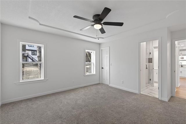 8528 N Virginia Avenue, Kansas City, MO 64155