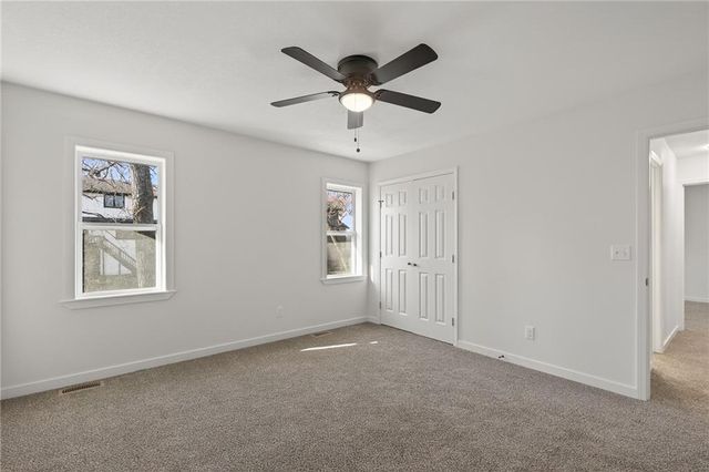 8528 N Virginia Avenue, Kansas City, MO 64155