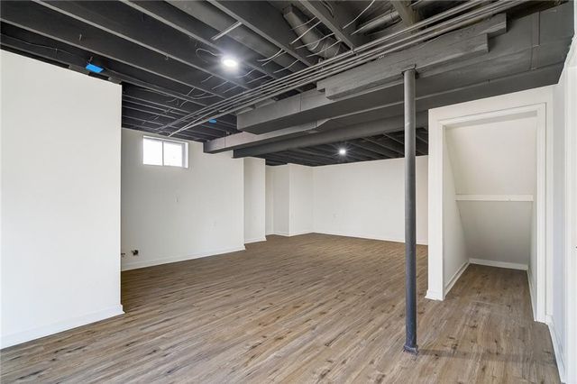 8528 N Virginia Avenue, Kansas City, MO 64155