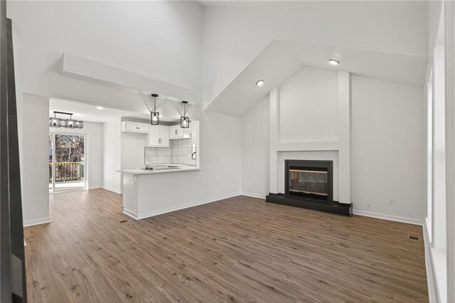 8528 N Virginia Avenue, Kansas City, MO 64155