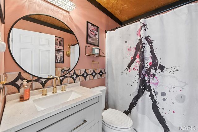 3548 Adie Road, St Louis, MO 63074