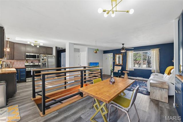 3548 Adie Road, St Louis, MO 63074