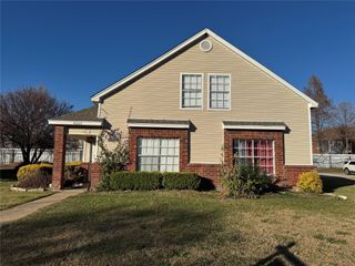 10223 Budtime Lane, Dallas, TX 75217