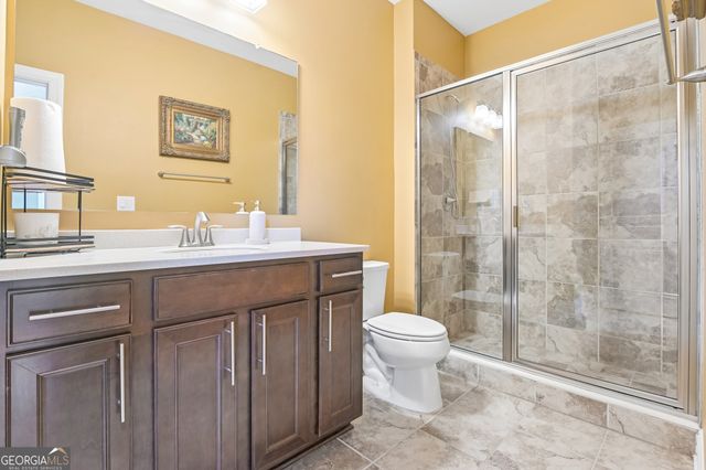 611 La Perla Drive, Buford, GA 30518