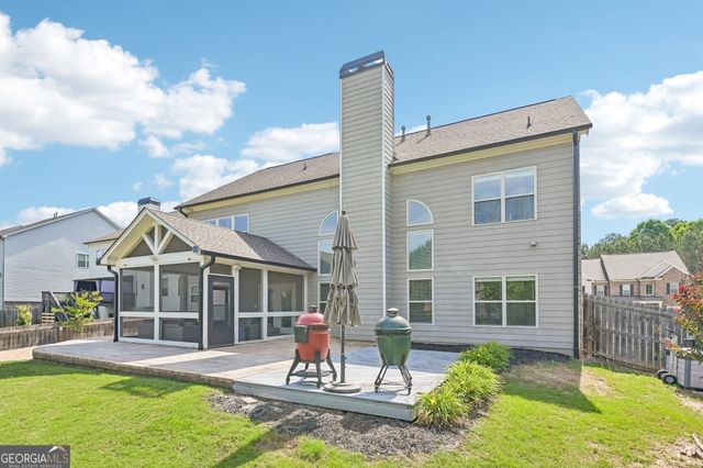 611 La Perla Drive, Buford, GA 30518