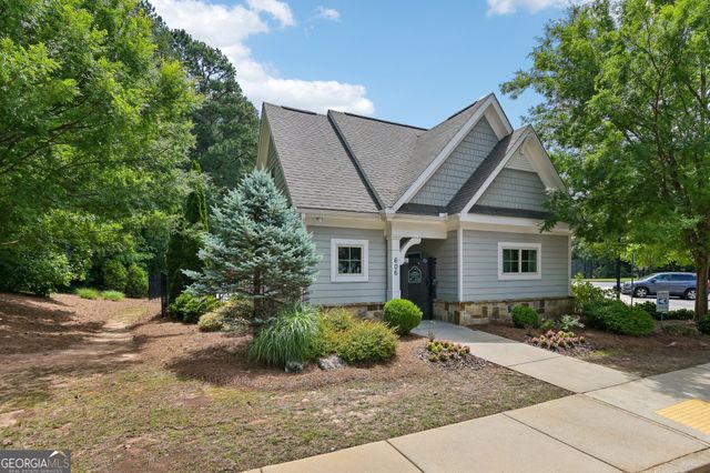 611 La Perla Drive, Buford, GA 30518