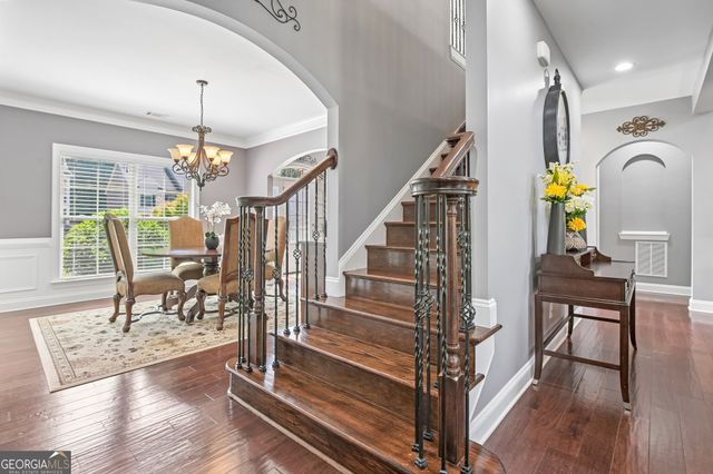 611 La Perla Drive, Buford, GA 30518