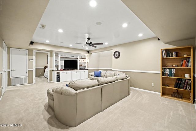 834 E SAN ANGELO Avenue, Gilbert, AZ 85234