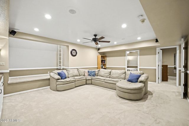834 E SAN ANGELO Avenue, Gilbert, AZ 85234