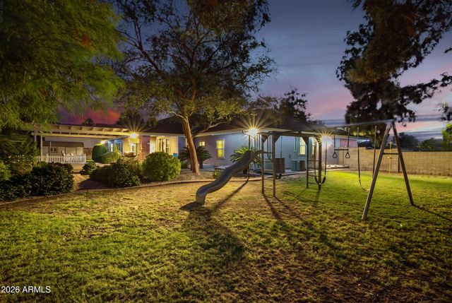 834 E SAN ANGELO Avenue, Gilbert, AZ 85234